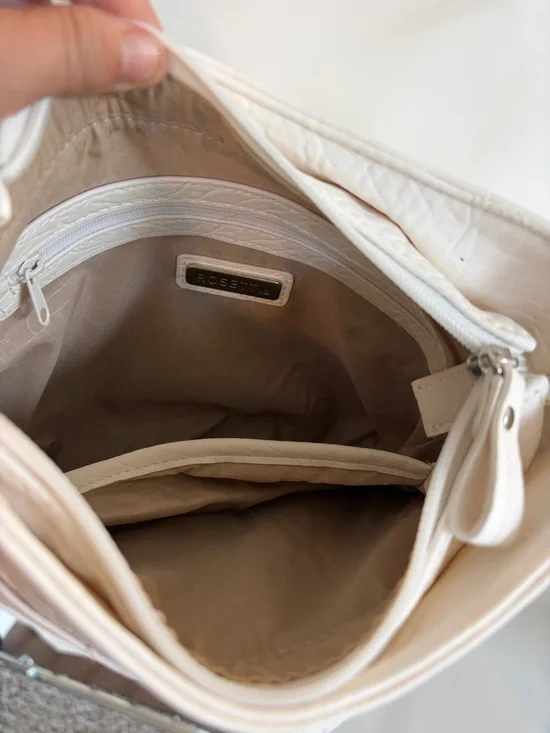 Rossetti Women's White Crossbody HandBag Purse with Front Pockets - Picture 9 of 10